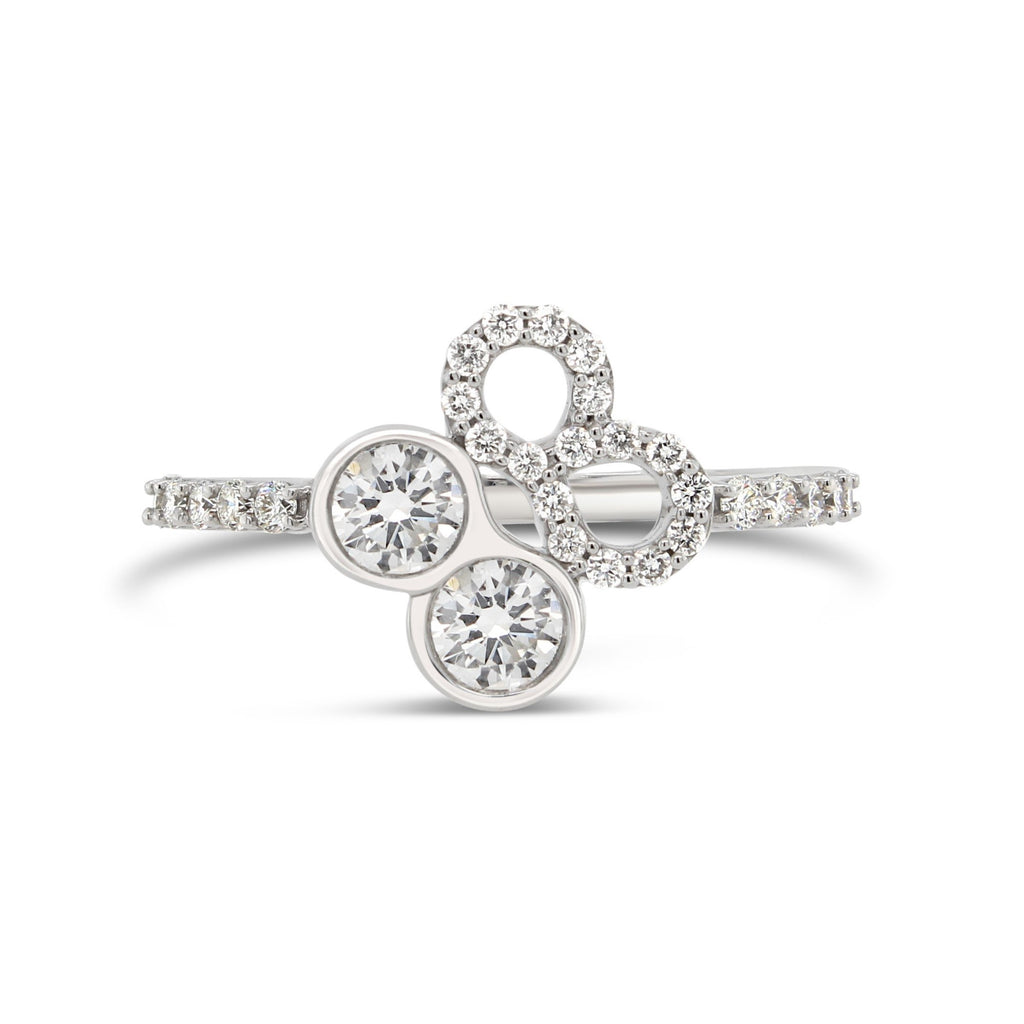 Clover Diamond Ring in White Gold - ShopMilano